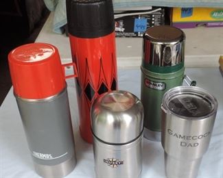 THERMOS LOT