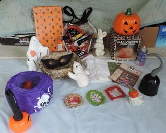 HALLOWEEN LOT