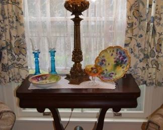 Limoges - Antique hand painted brass parlor lamp - antique game table