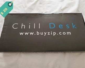 Chill Desk height adjustment laptop stand