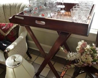 Large butler's tray table