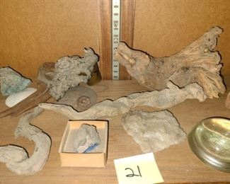 #21 $75 - Collection of Minerals, Rocks, and Fossils - Only what is on the shelf with rocks, minerals, and fossils - Not included are any of the books above or below the shelf Also, please see all #21 pictures to see all