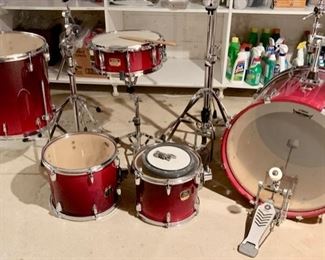 167. Yamaha Custom Stage 5 pc. Drum Set (Wood Shell - Air Seal System), $ 400.00