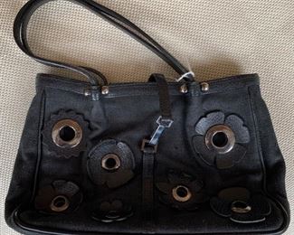 Renaud Pellegrino Black Woven Handbag (11'' x 6'') $50