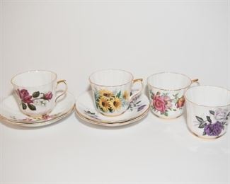 G11	Set of 4 Royal Prince Bone China Tea Cups and Saucers	$26.95