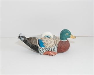 C17	10” “Duck Tape” Dispenser Ceramic	$9.95