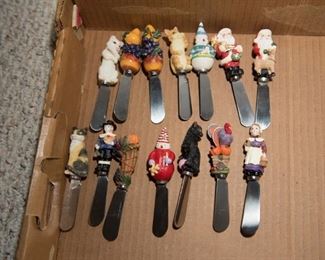 C21	Lot of Decorative Butter Knives	$3.95