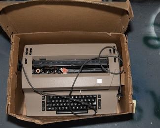 C28	IBM Selectric 2 Typewriter	$125.00