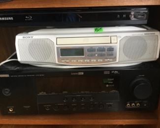 Sony under cabinet cd player great sound $45 Yamaha Natural sound receiver HTR-8030 $45.00