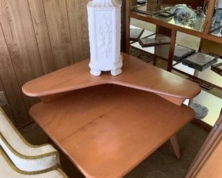 Heywood Wakefield Mid Century original Champagne finish two tier end table $200