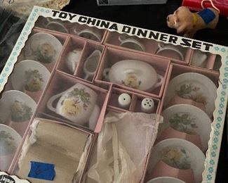 Toy China dinner set in original box