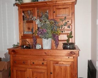 $450.00    Majestic  Country Pine "Dry Sink" style hutch / cabinet with pullout prep shelf and beveled glass door display shelves..   Pristine!!! like everything else here.....$450.00. See next 2 photos                                                      (760) 445-8571...CJ  