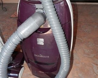 Kenmore "Progressive" Cannister vac with power head. ****$100*****