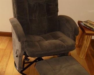 Gray platform rocker w/matching rocker foot stool  no stains,rips or tears