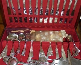2 sets of silver ware - Wallace & Community 