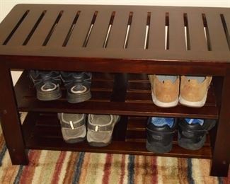 Solid wood shoe rack