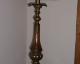 Table lamp