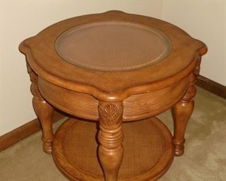 Wood & glass top round table