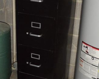 4 drawer metal file cabinet