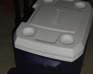 3 gal Coleman cooler w/wheels