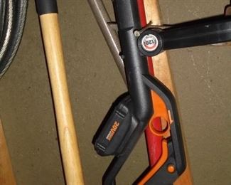 Work 20v Max Trimmer w/charger