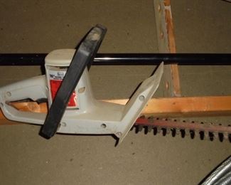 Sears 16" electric hedge trimmer