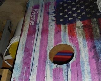 American flag corn hole game w/bags