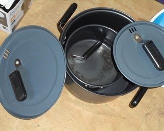 2 matching camping pots