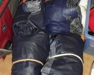 6 air mattresses w/electric pump