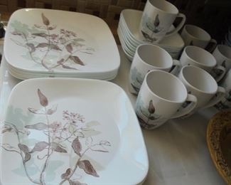 Corelle dishes - complete set of 8 - dinner plates, salad plates, cereal bowls & mugs