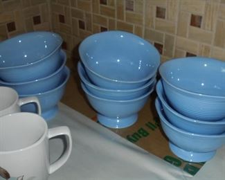 9 blue cereal / soup bowls