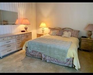 Bedroom set prepay and will be able to pick up after home sells