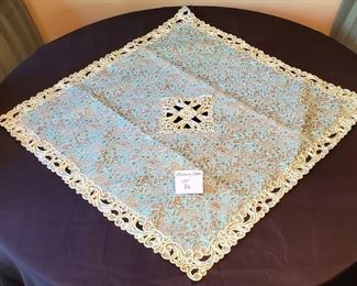 $20 - Beautiful Iraniun Art tablecover 34.5" x 34.5" Square *Unused* 