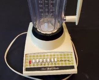 $5 - Sears Counter Craft 7 speed blender 