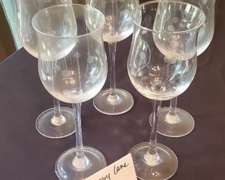 $5 - Set of 5 9"tall wine glasses