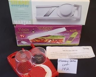 $10 - Martha Stewart mandoline, Vidalia Chop wizard & Genius Nicer Dicer mini 7 pc. set