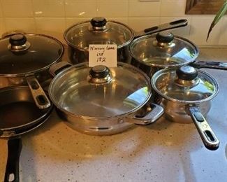 $45 set - Oneida pots and 2 fry pans