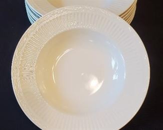 $15 - 8 9.5" soup/pasta bowls
