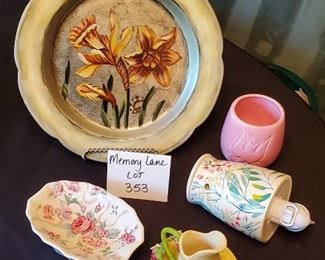 $10 - Home decor lot - Plate is Tamsan designs. Easel is new with tags.