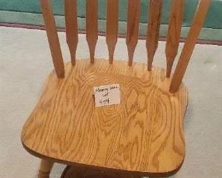 $15 - Chair & wastebasket