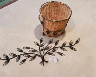 $15 - Metal wall art & a basket