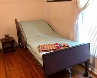 Electric metal lift bed adjustable