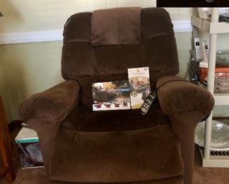Maxi Comfort Lift Chair
