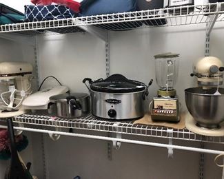 2 Kitchen Aid mixers, crock pot, vintage blender...