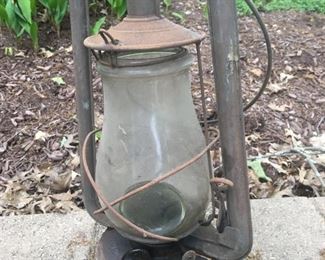 Kerosene Lamp w/Magnifying Lens--Vintage!