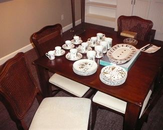 nice wooden card table and 4 chairs - whimsical playing card plates, mugs, cups and saucers 