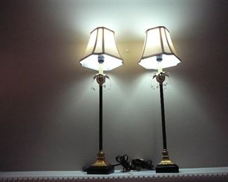 pair of tall bedroom lamps 