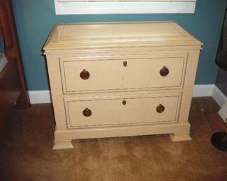 Drexel bed side table 