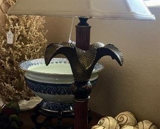 Chinoiserie table lamp with lovely shade. $95