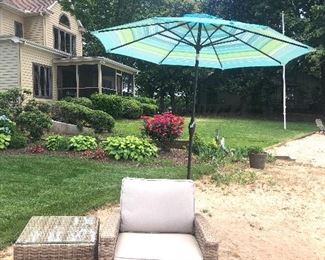 Outdoor furniture with Sunbrella cushions